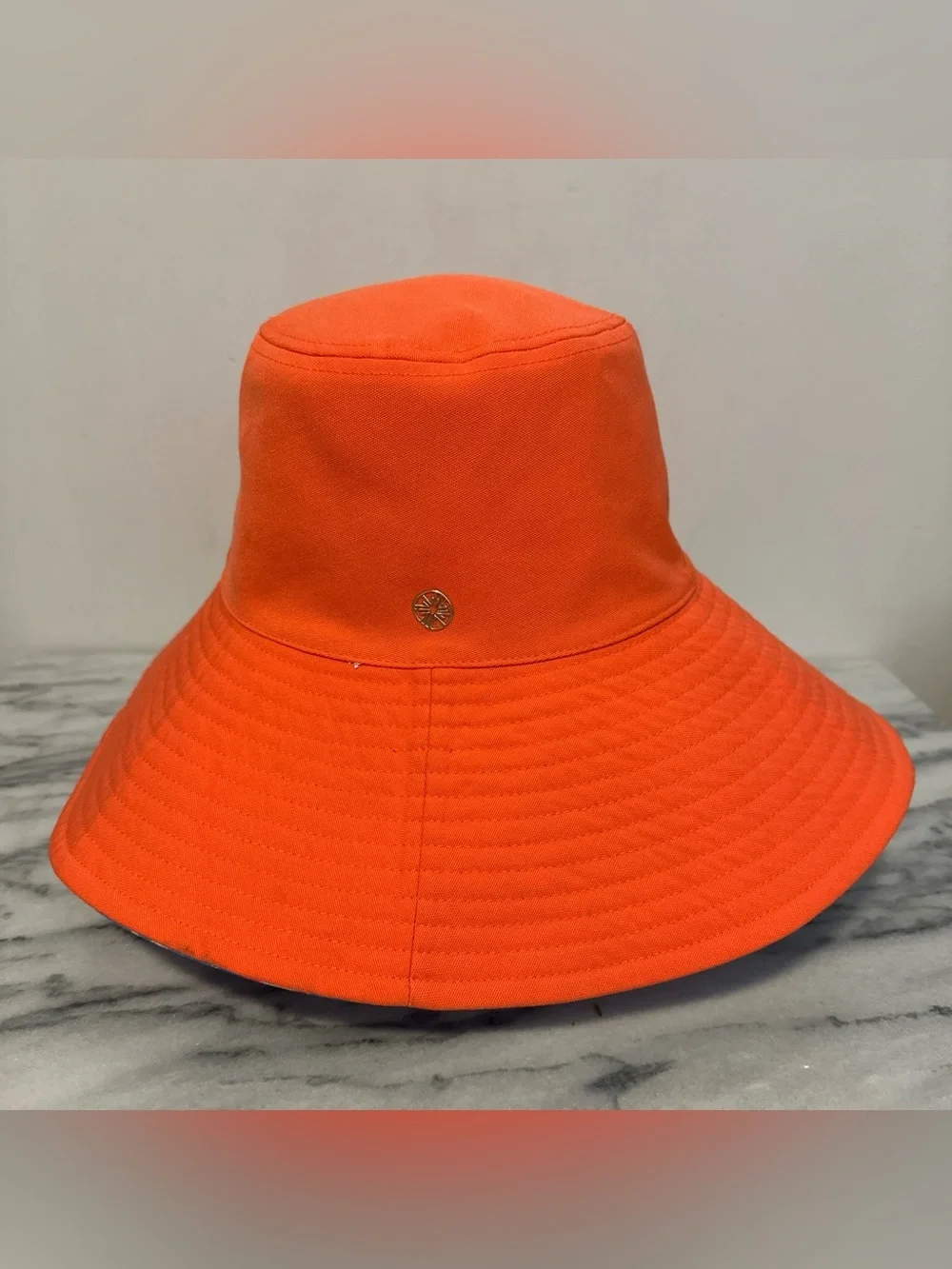 Lilly Pulitzer UPF 50+ Reversible Sun Hat in the Bahamian Rhapsody Excellent